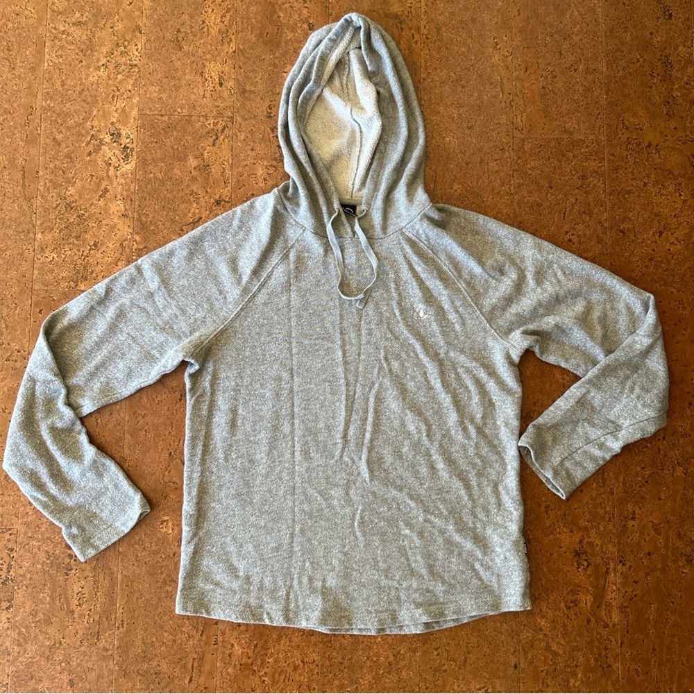 Volcom Men’s Size Medium Grey Long Sleeve Pullover